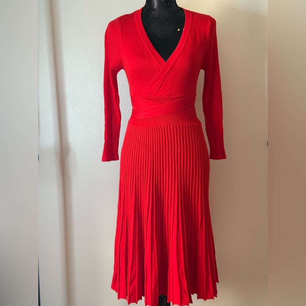 NWT Jianshan Red Knit Stretchy Ribbed Pleated Dress